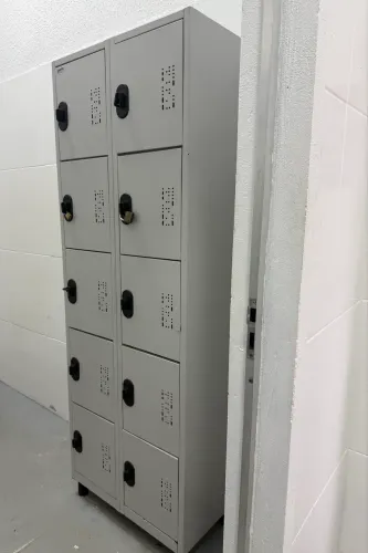 Armário em aço