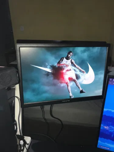 TROCO MONITOR JUNTO COM BRAÇO ARTICULADO , EM PLACA DE VÍDEO , PREFERÊNCIA : GTX 1650