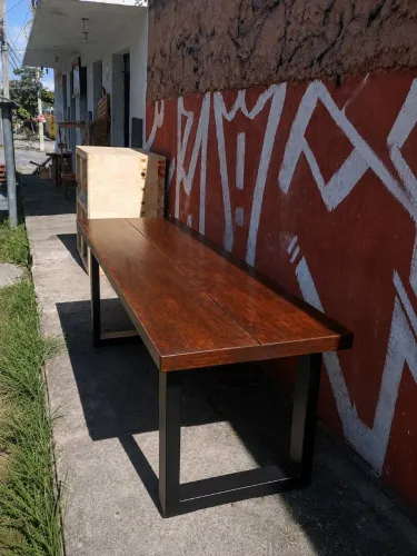 Mesa de madeira 64 por 2,50 m