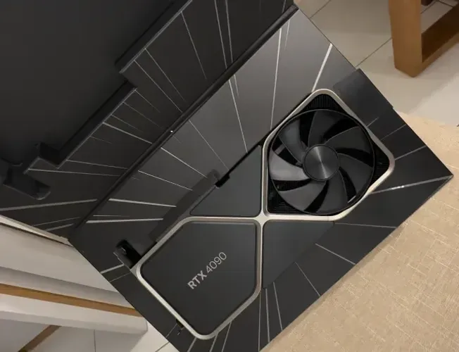 RTX 4090 Founders Edition (Anúncio com parcelamento em 10x sem juros)