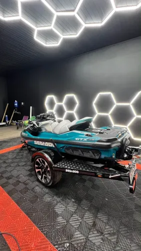 Jetski Seadoo GTX 325 ano 2025 - 45horas
