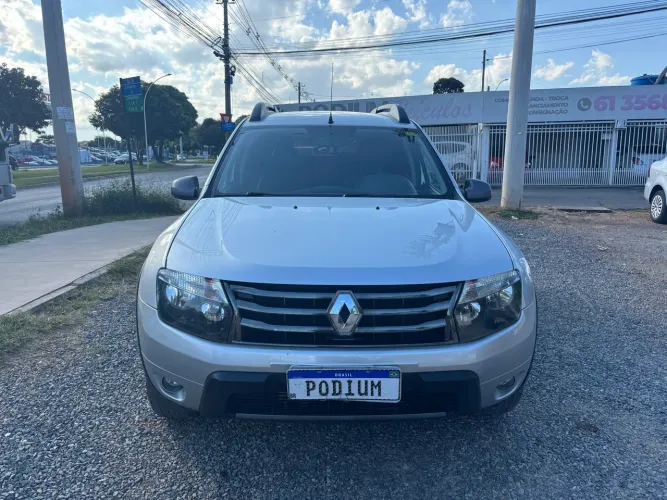 Renault Duster Dynamique 2.0 Hi-flex 16V Aut. 2015