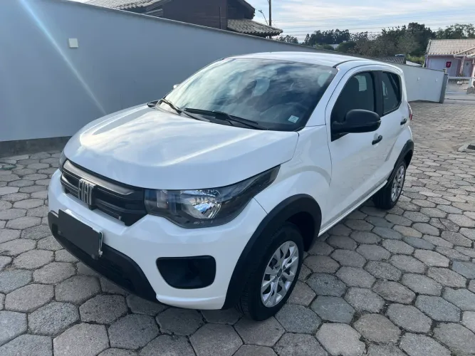 Fiat Mobi Like 1.0 Fire Flex 5P. 2022