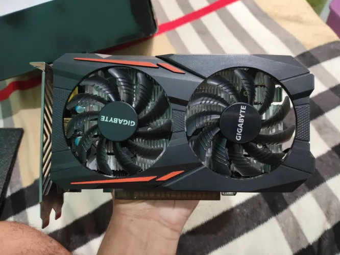 Placa de vídeo GTX1050TI 4GB