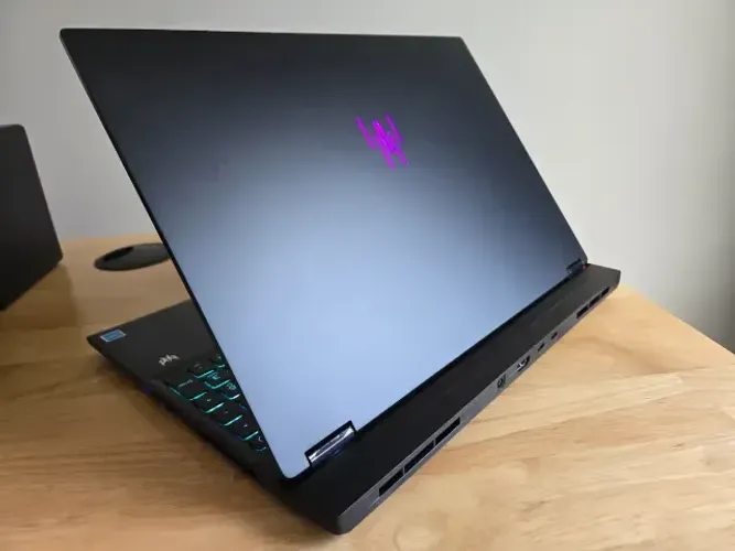 Notebook Predator Helios Neo 16S AI