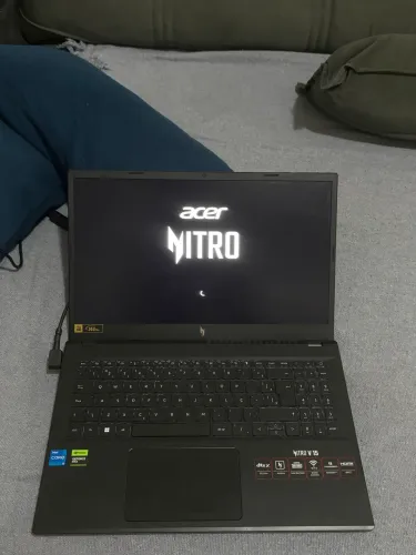 Nitro V15