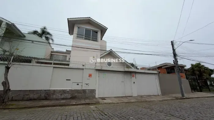 Casa à venda com 3 suítes, Petrópolis, Caxias do Sul, RS