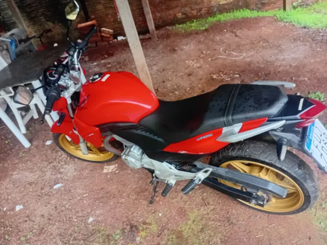 Cb 300