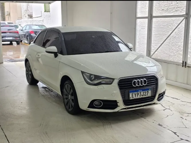 Audi A1 1.4 TFSI 122cv S-tronic 3P 2012