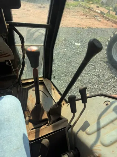Trator Massey Ferguson MF 292 2007