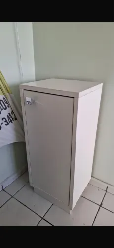 Cômoda armário com divisória interna Mdf projetado 
