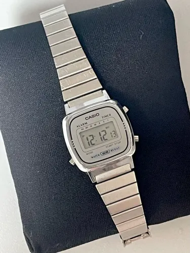 Relógio Casio Vintage - Prata