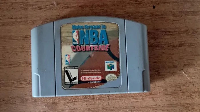 Kobe Bryant in NBA Courtside Nintendo 64