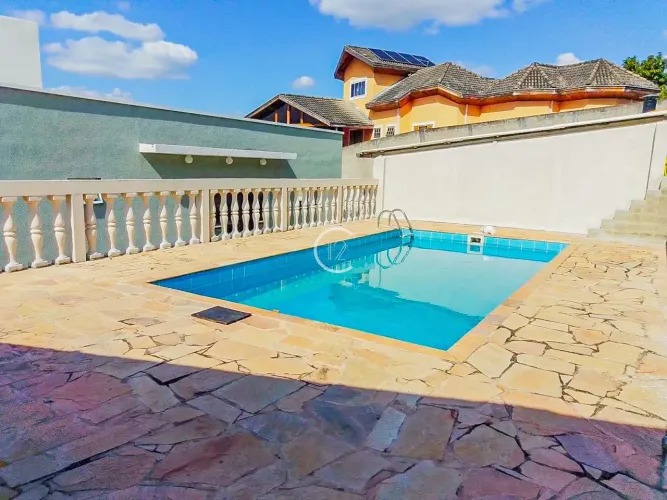 Casa com 3 suítes e piscina à venda, 350 m² por R$ 2.200.000 - Mirante do Vale - Jacareí/S