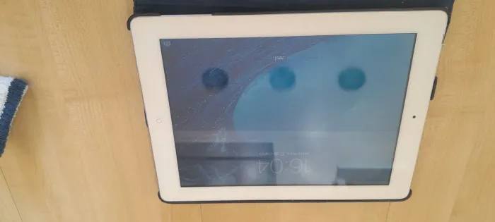 Ipad 2 wifi 16 gb a1395 tela de 9.7 com capa pelicula e carregador