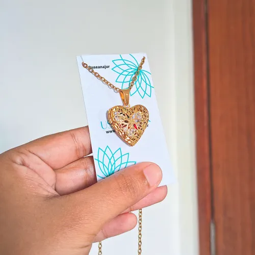 Colar Relicario com foto personalizado
