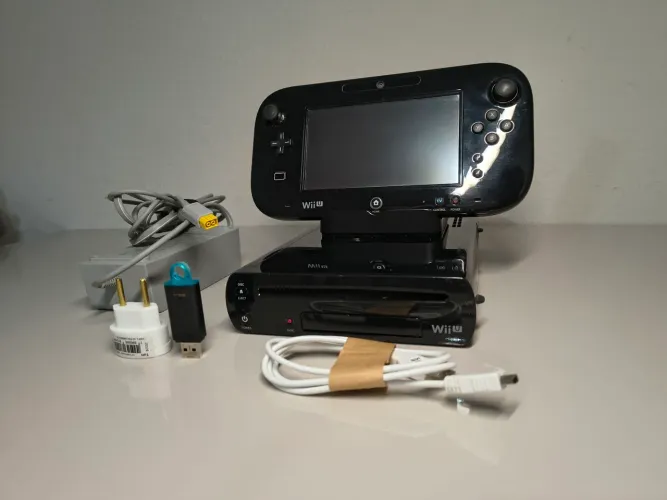 Nintendo Wii U Black 32GB - Desbloqueado