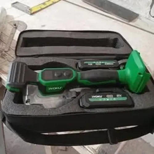 maquina de assentar(sucção e vibratória) piso ryoku 21v 2 baterias ( nova lacrada)