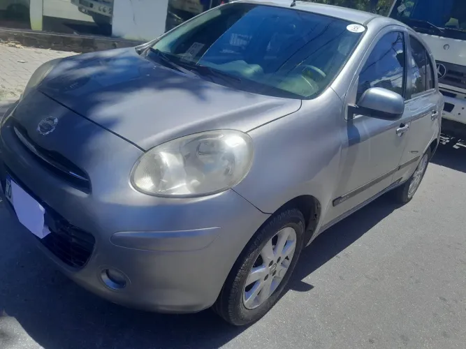 Nissan March S 1.0 16V Flex Fuel 5P 2014