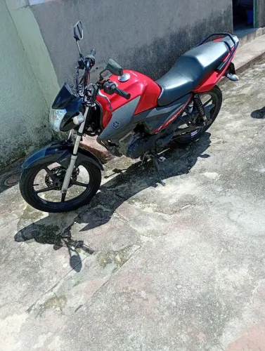 12 mil Yamaha 150 2023