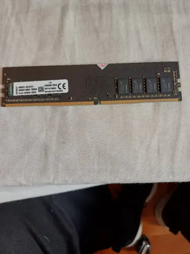 MEMORIA DDR4 Kingston  Fenix  2400 - Mhz    8Gb USADA 