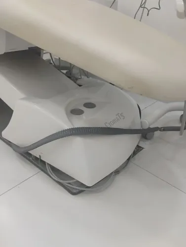 Cadeira Odontológica Dabi atlante Ótimo estado 