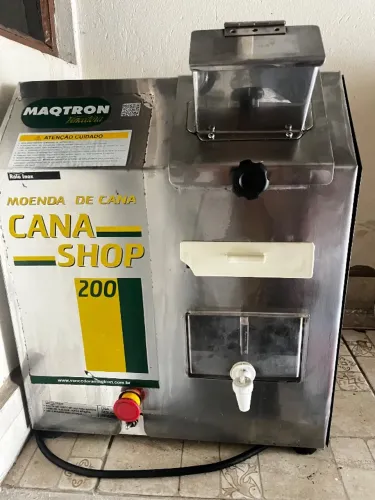 Máquina de cana ou moenda de cana
