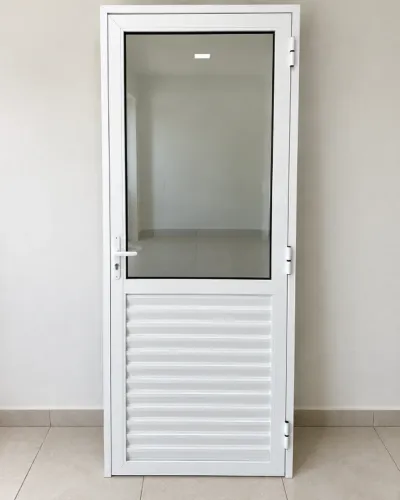 PORTA DE ALUMÍNIO BRANCA COM VIDRO 70 x 2,17