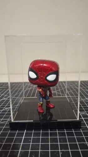 Funko Pop! Homem Aranha + Expositor