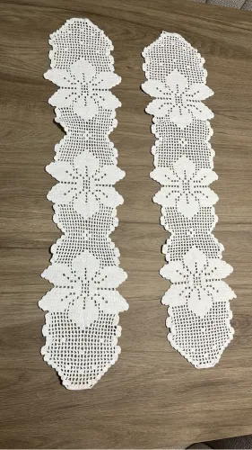 Dupla de caminho de mesa em crochê 