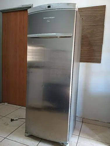 Freezer Vertical Brastemp Flex Frost Free Inox 228L - Modelo BVR28HRA