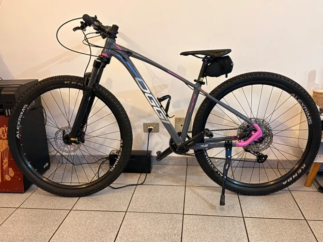 Bike OGGI BIG WHELL 7.2 - Deore 12v | 2024 | Aro 29 | Tubelless com NF