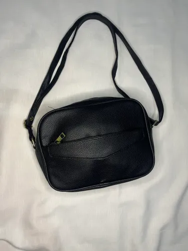 Bolsa nova na etiqueta 
