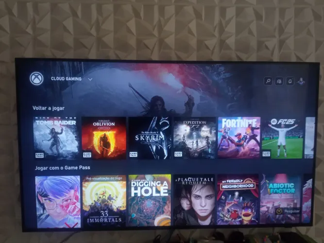 Smart tv Crystal 50 polegadas Samsung com gaming hub