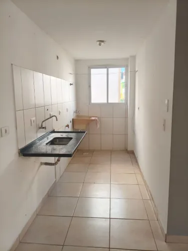 Alugo apartamento no residencial Itajobi
