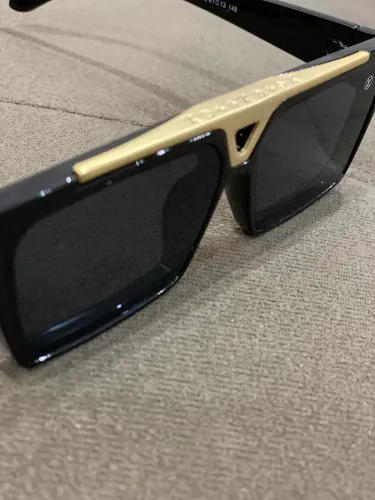 Óculos Louis Vuitton