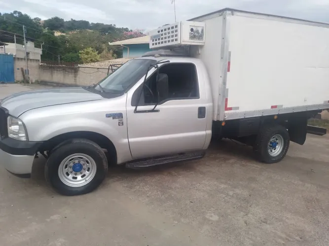 Ford F-350 3.9 Cummins Turbo Diesel Mec. 2005