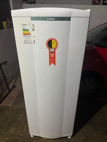 Vende-se Fogão e Geladeira