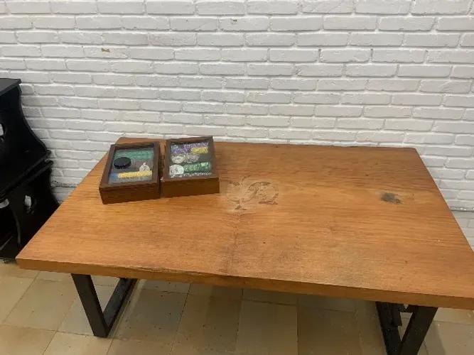 Mesa de Madeira Garapeira