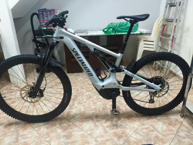Specialized turbo levo Alloy G3 2023