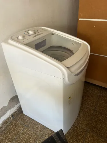 vende-se máquina de lavar 
