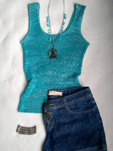 Blusinha tricô fino com lurex