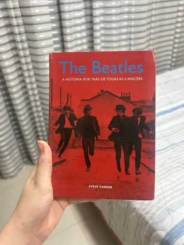 Livro The Beatles A História por trás de todas as canções R$50