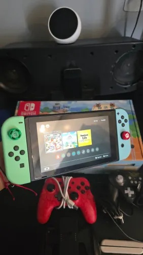 Nintendo Switch V2 DESBLOQUEADO - Edição Especial Animal Crossing (rara)