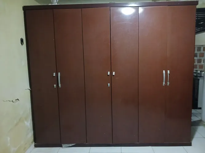 Guarda Roupa 6 portas