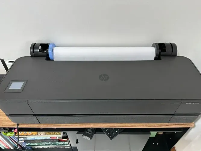 Impressora Plotter HP DesignJet T210 (24) - Wi-Fi | Ethernet | Bivolt