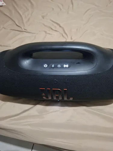 Bom BoX 4