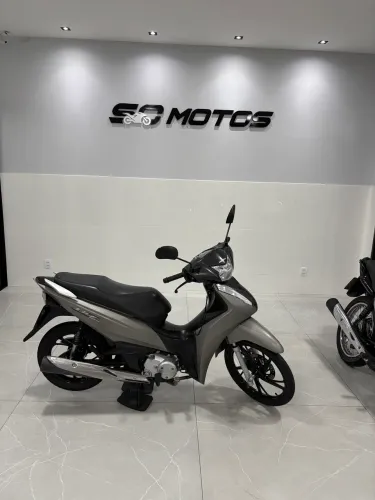 Biz 125 2023-2024 EX ( Completa ) Emplacada 