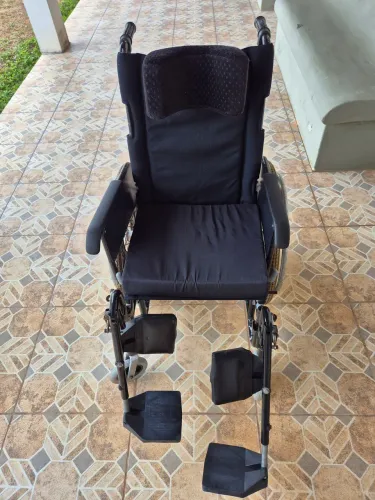 Cadeira de Rodas