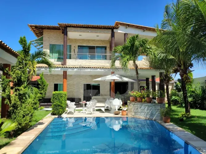 Casa de 400m² no Loteamento Praia do Refúgio com 7 Quartos, Varanda, 6 Banheiros, 2 Garage